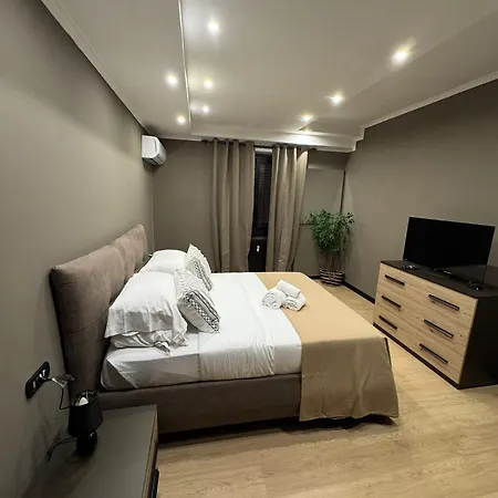 Marconi & Charme * Rom