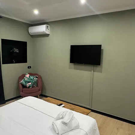 Marconi & Charme * Rom