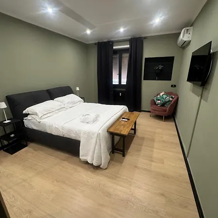 Marconi & Charme Rom